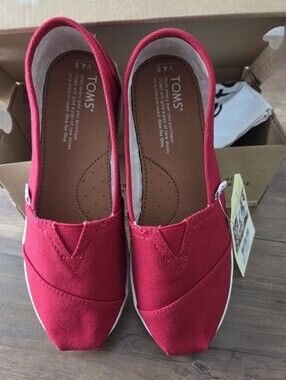 Toms Classic Red Canvas Slip On